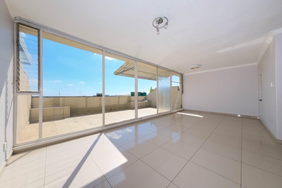 To Let 3 Bedroom Property for Rent in Killarney Gauteng