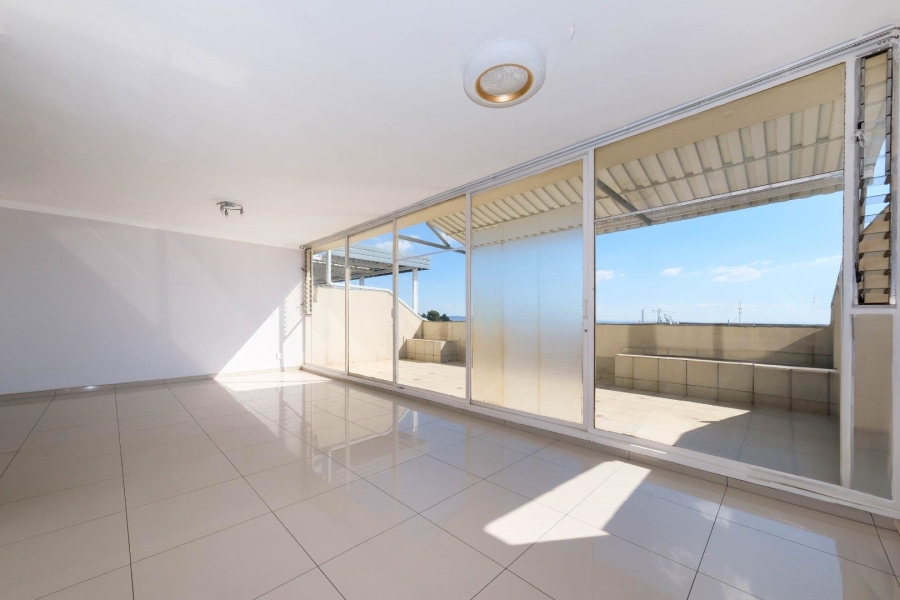 To Let 3 Bedroom Property for Rent in Killarney Gauteng