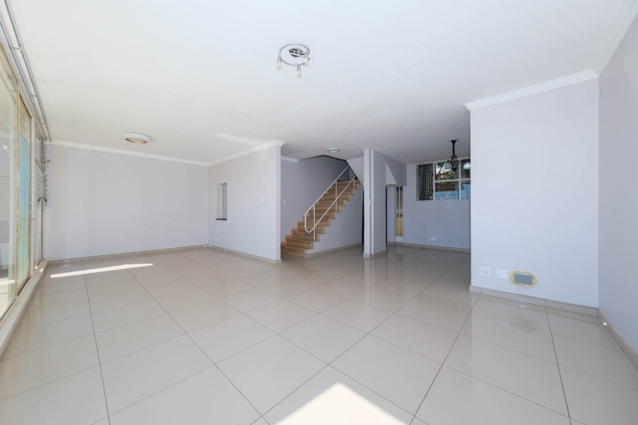 To Let 3 Bedroom Property for Rent in Killarney Gauteng