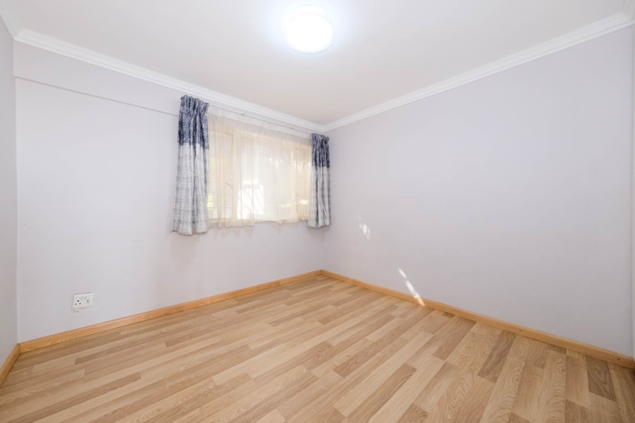 To Let 3 Bedroom Property for Rent in Killarney Gauteng
