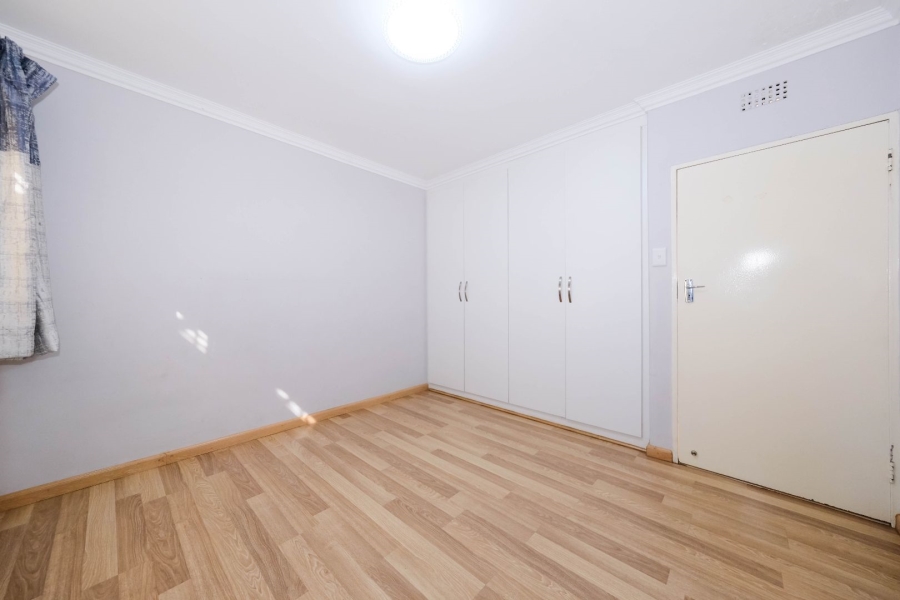 To Let 3 Bedroom Property for Rent in Killarney Gauteng