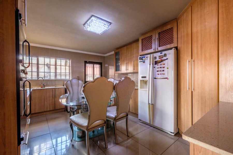 3 Bedroom Property for Sale in Mondeor Gauteng