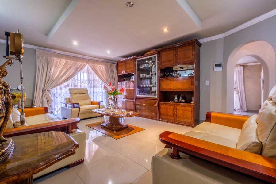 3 Bedroom Property for Sale in Mondeor Gauteng