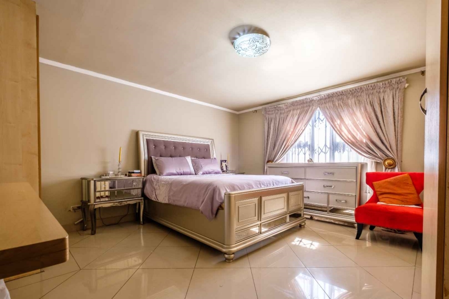 3 Bedroom Property for Sale in Mondeor Gauteng