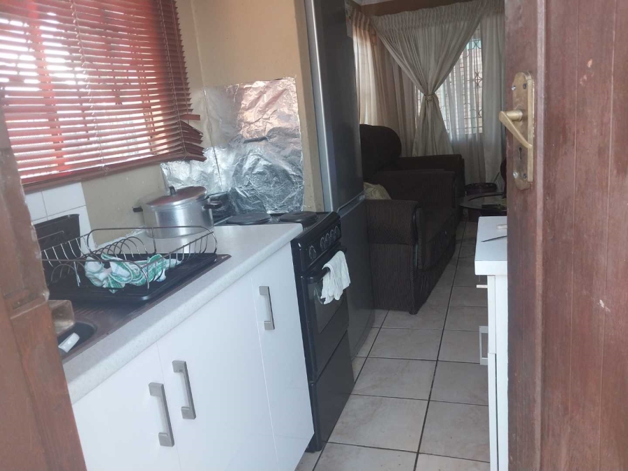 To Let 2 Bedroom Property for Rent in Mahube Valley Gauteng