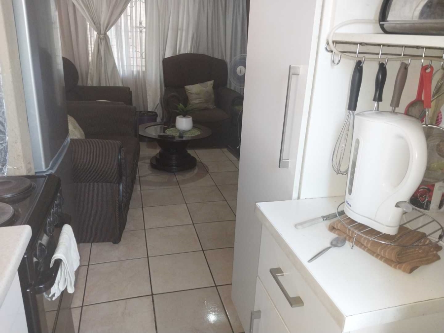 To Let 2 Bedroom Property for Rent in Mahube Valley Gauteng