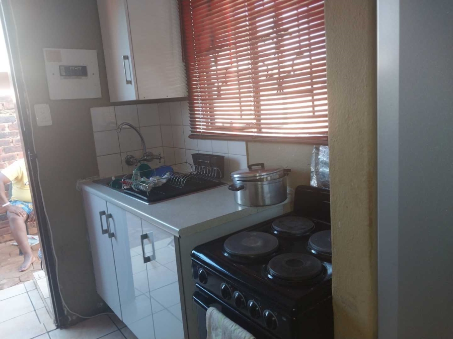 To Let 2 Bedroom Property for Rent in Mahube Valley Gauteng