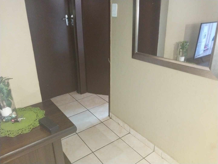 To Let 2 Bedroom Property for Rent in Mahube Valley Gauteng