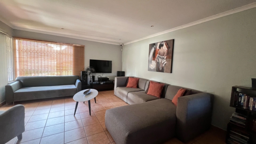 3 Bedroom Property for Sale in Ridgeway Gauteng