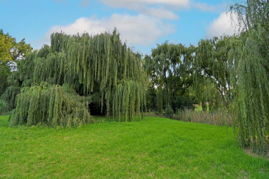 Commercial Property for Sale in Glen Austin Gauteng