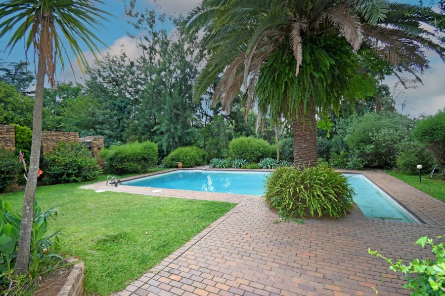 Commercial Property for Sale in Glen Austin Gauteng