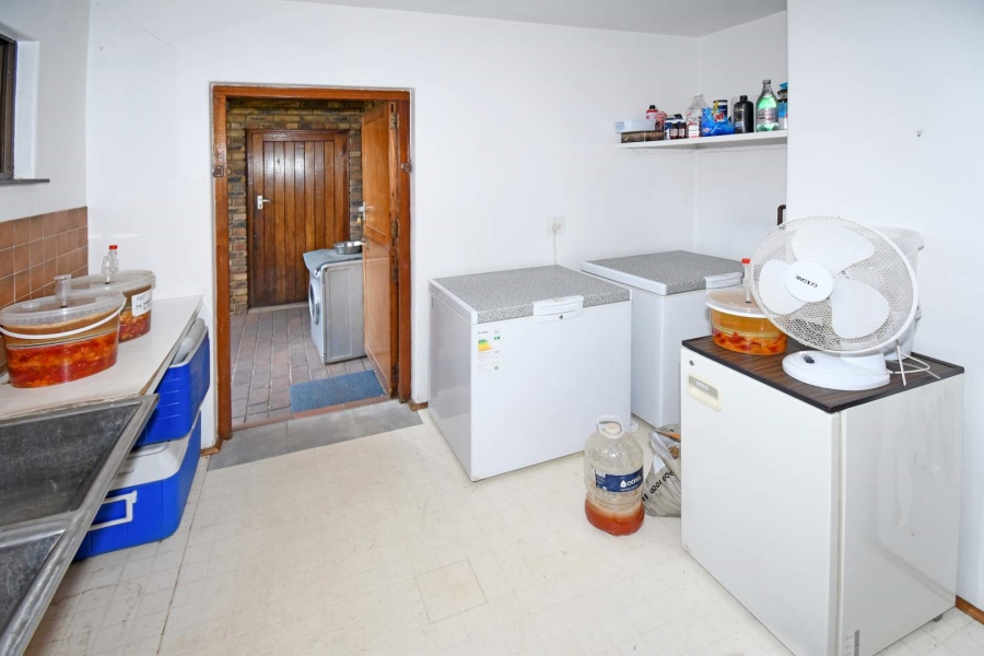 Commercial Property for Sale in Glen Austin Gauteng