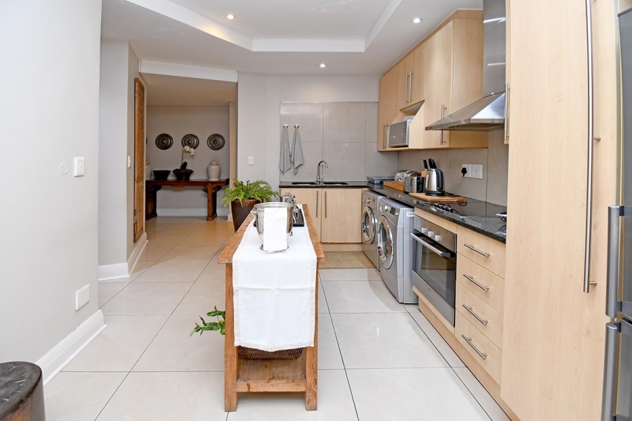 2 Bedroom Property for Sale in Sandton Central Gauteng
