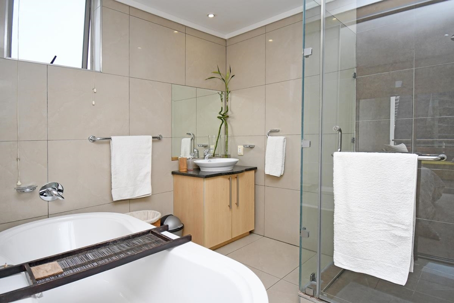 2 Bedroom Property for Sale in Sandton Central Gauteng