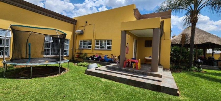 4 Bedroom Property for Sale in New Redruth Gauteng