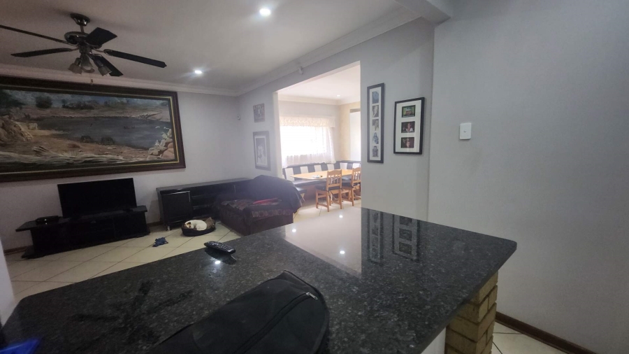 4 Bedroom Property for Sale in South Hills Gauteng