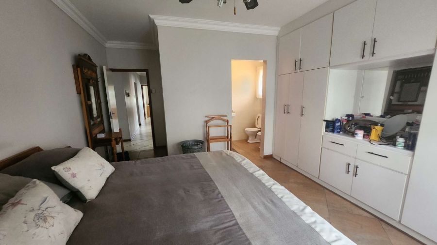 4 Bedroom Property for Sale in South Hills Gauteng