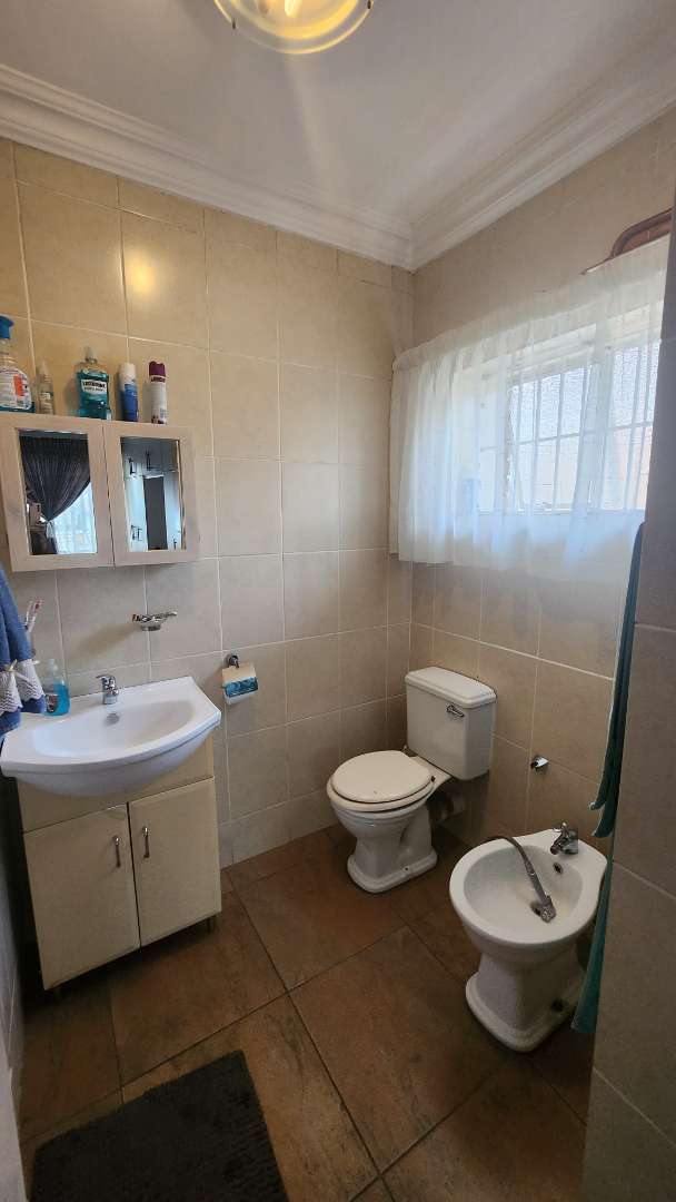 4 Bedroom Property for Sale in South Hills Gauteng