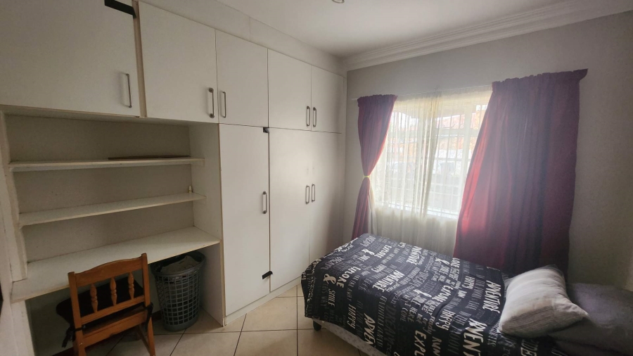 4 Bedroom Property for Sale in South Hills Gauteng