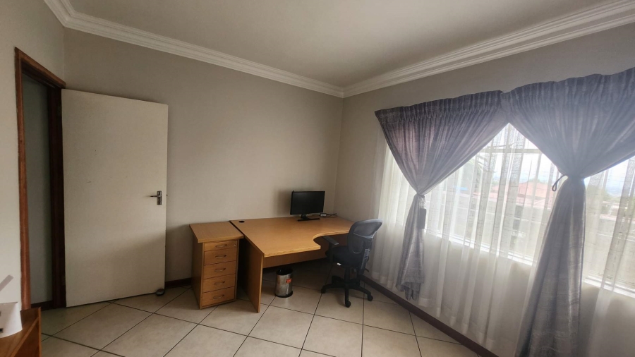 4 Bedroom Property for Sale in South Hills Gauteng