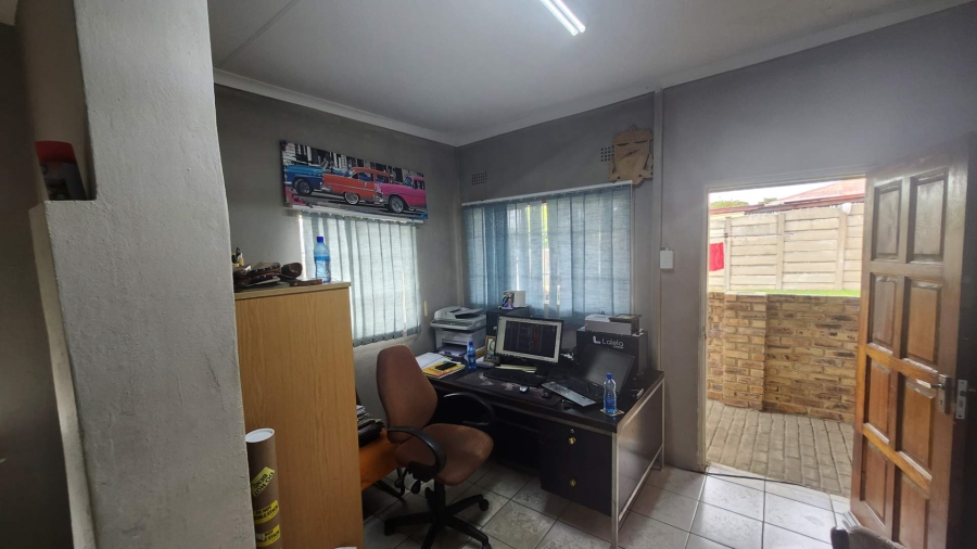4 Bedroom Property for Sale in South Hills Gauteng