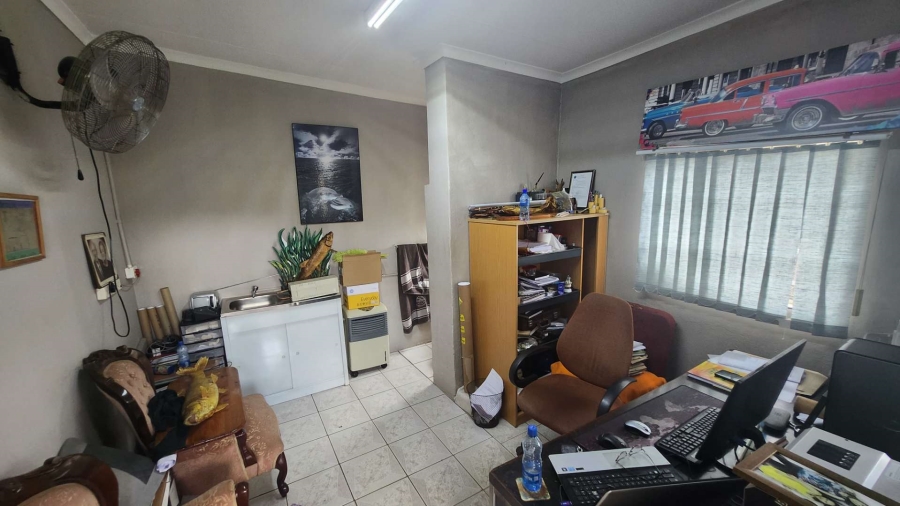 4 Bedroom Property for Sale in South Hills Gauteng