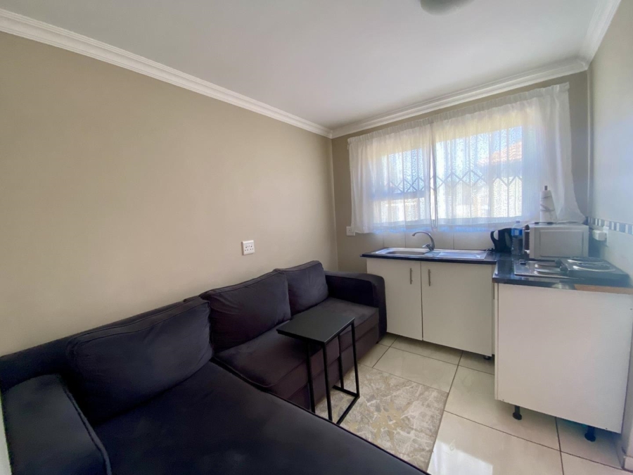 To Let 1 Bedroom Property for Rent in Goudrand Gauteng