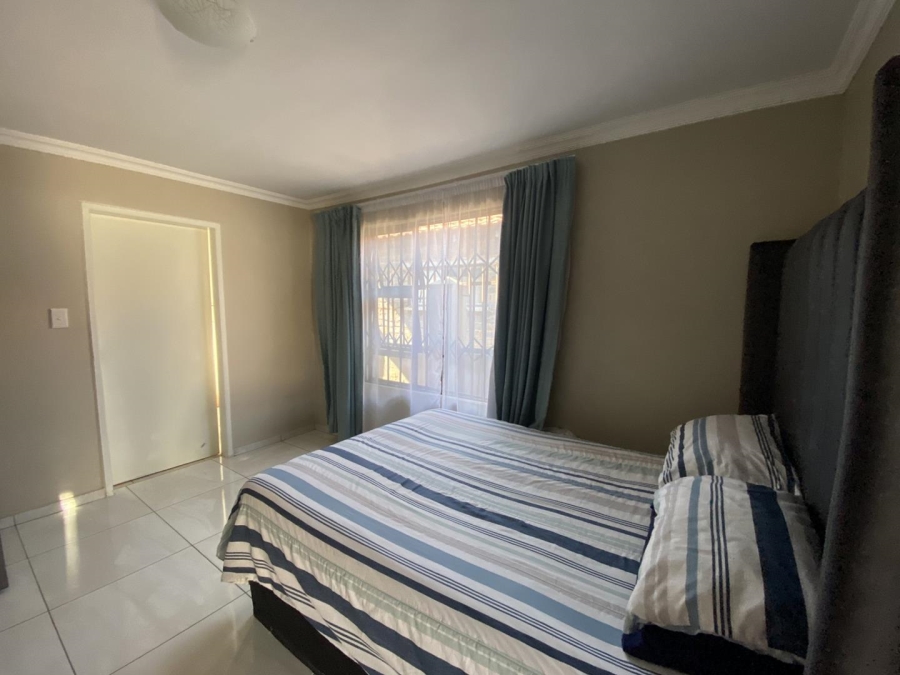 To Let 1 Bedroom Property for Rent in Goudrand Gauteng