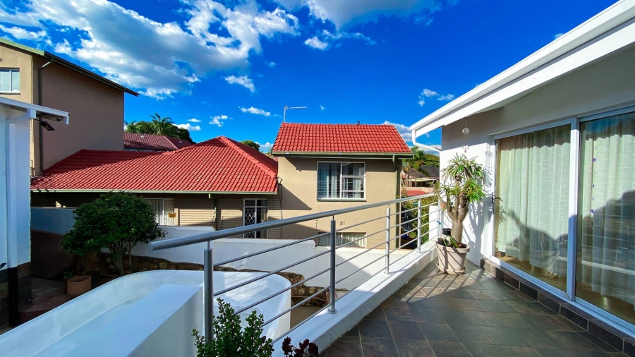 3 Bedroom Property for Sale in Linmeyer Gauteng
