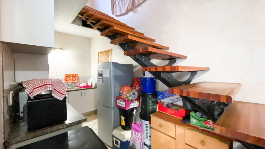 3 Bedroom Property for Sale in Linmeyer Gauteng