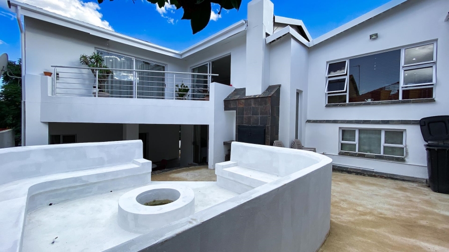 3 Bedroom Property for Sale in Linmeyer Gauteng