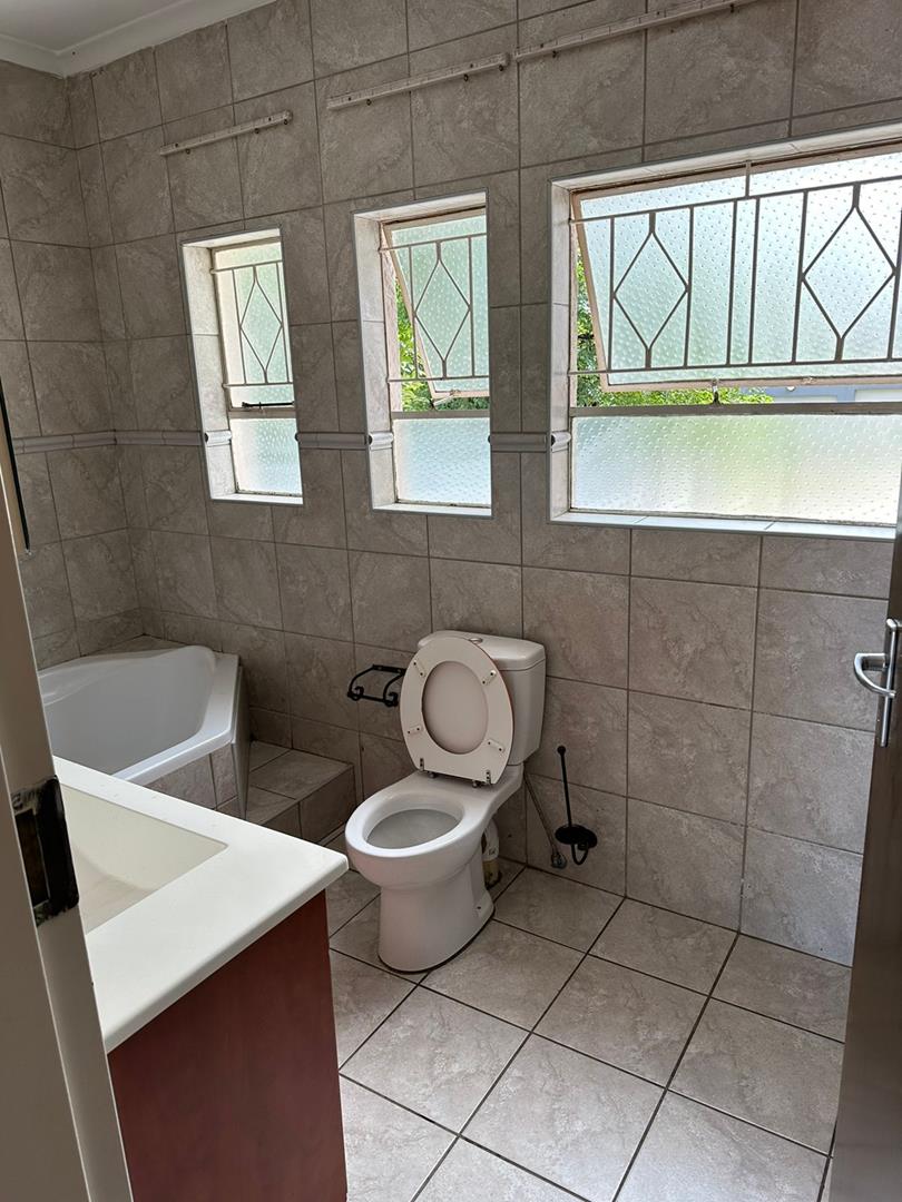 To Let 4 Bedroom Property for Rent in Wendywood Gauteng