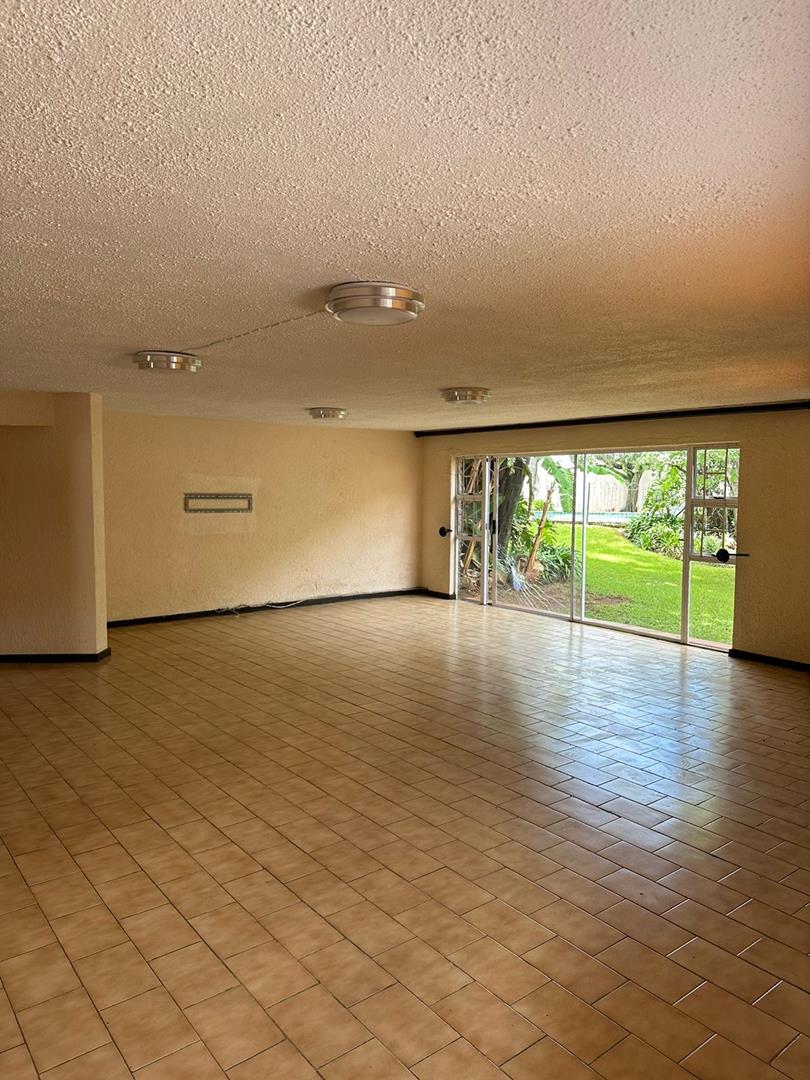 To Let 4 Bedroom Property for Rent in Wendywood Gauteng