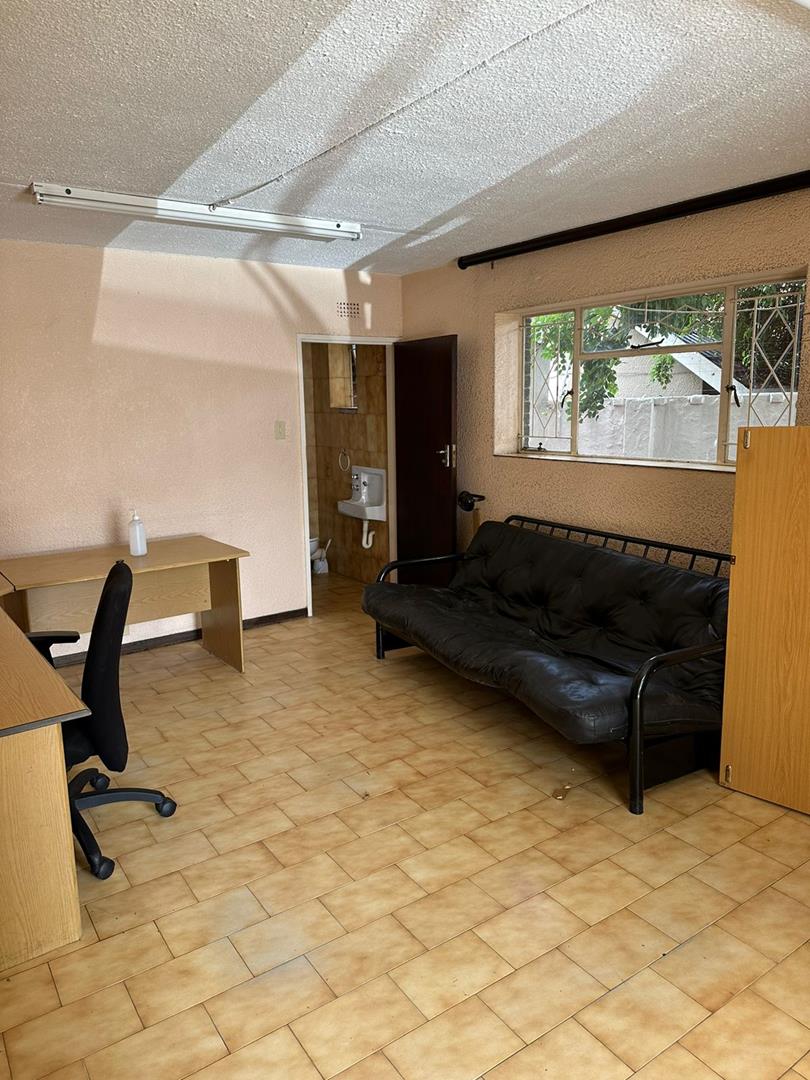 To Let 4 Bedroom Property for Rent in Wendywood Gauteng