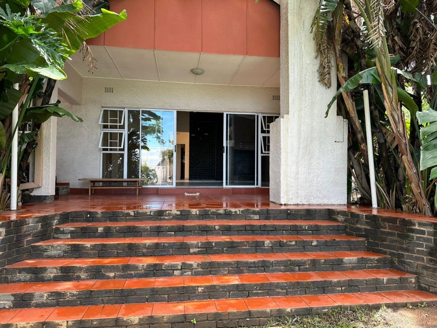 To Let 4 Bedroom Property for Rent in Wendywood Gauteng