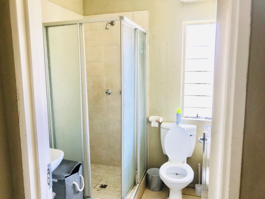 2 Bedroom Property for Sale in Klippoortje Gauteng