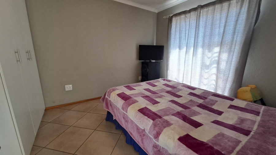 2 Bedroom Property for Sale in Albertsdal Gauteng