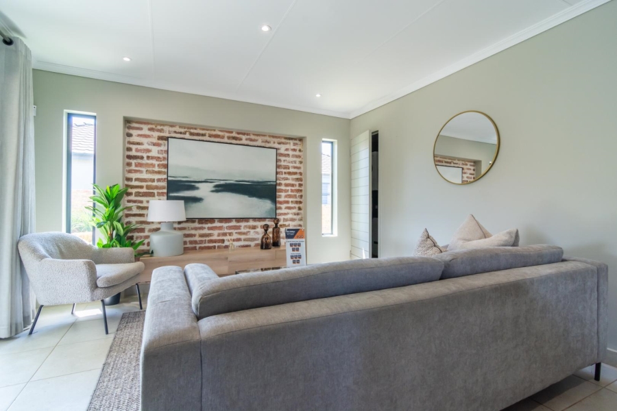 3 Bedroom Property for Sale in Lion Pride Gauteng