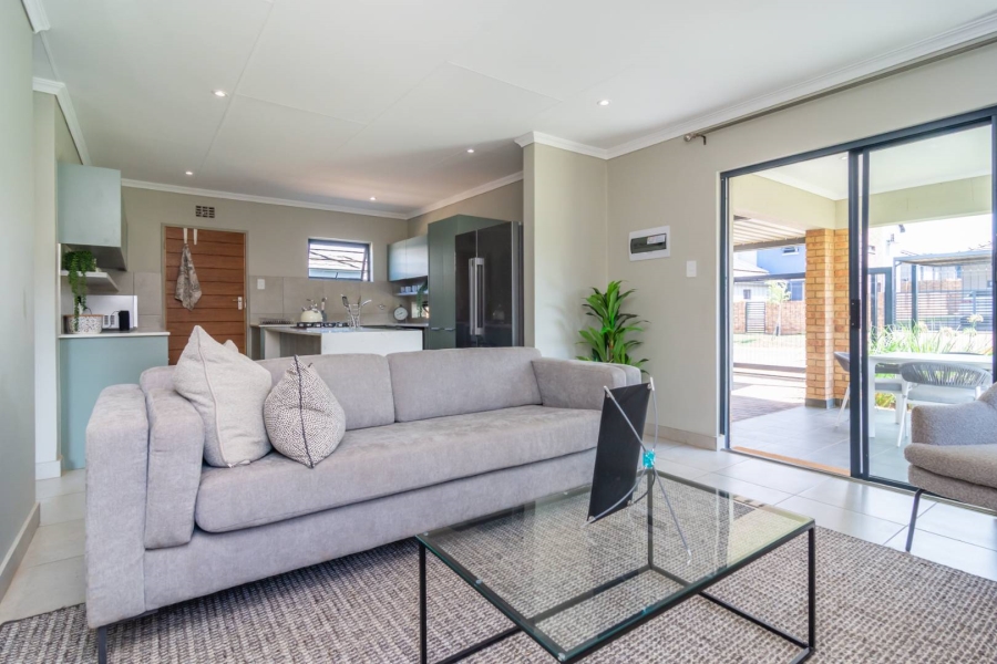 3 Bedroom Property for Sale in Lion Pride Gauteng