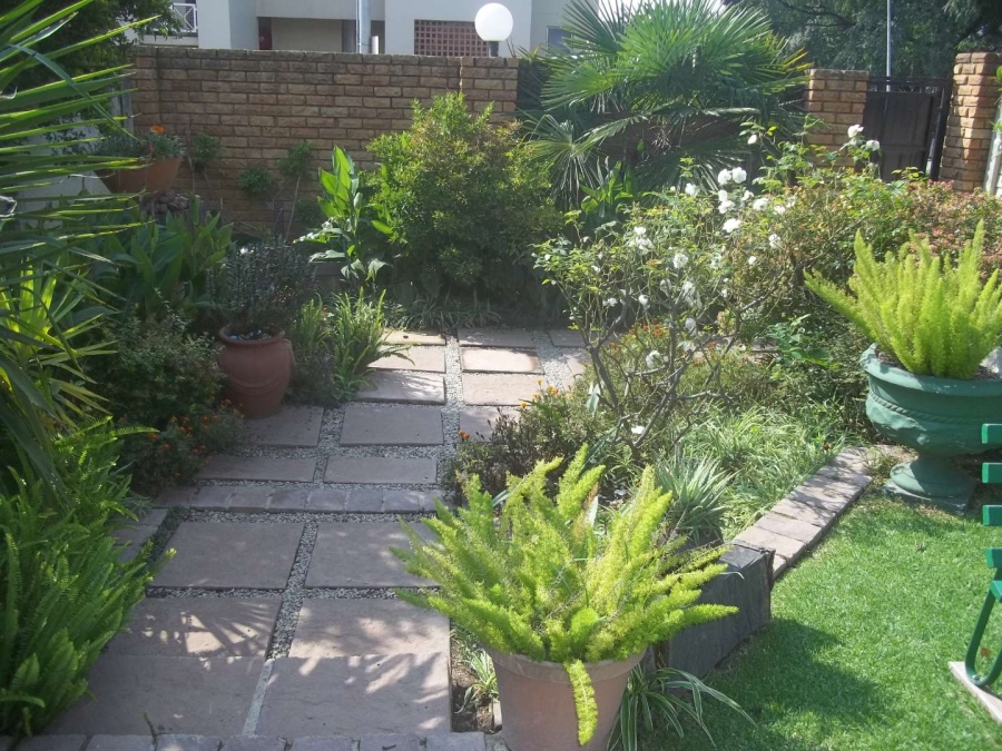 To Let 3 Bedroom Property for Rent in Glenhazel Gauteng