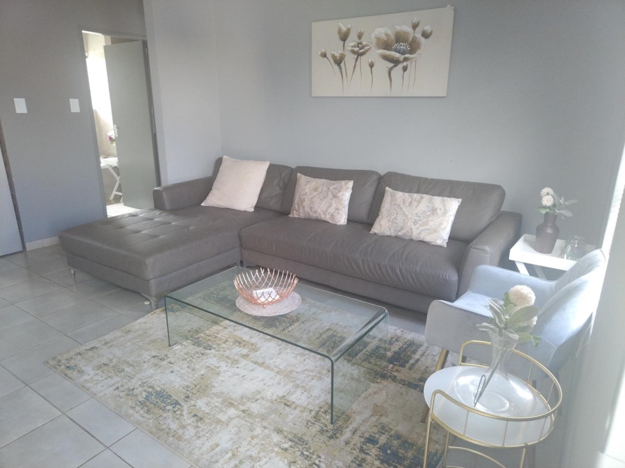 2 Bedroom Property for Sale in Groblerpark Gauteng