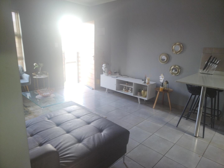 2 Bedroom Property for Sale in Groblerpark Gauteng