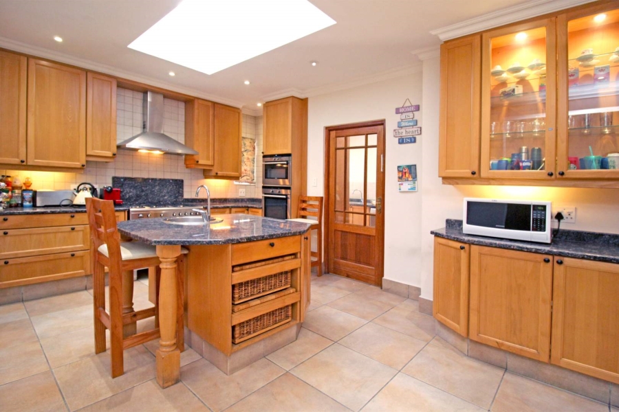 4 Bedroom Property for Sale in Glenhazel Gauteng