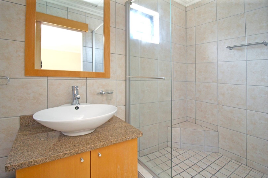 4 Bedroom Property for Sale in Glenhazel Gauteng