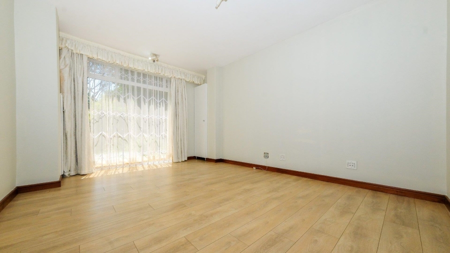 To Let 3 Bedroom Property for Rent in Riviera Gauteng