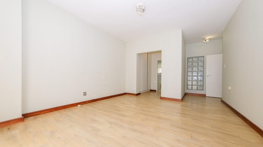 To Let 3 Bedroom Property for Rent in Riviera Gauteng