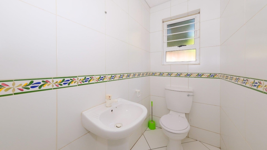 To Let 3 Bedroom Property for Rent in Riviera Gauteng