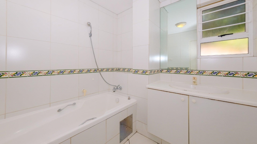 To Let 3 Bedroom Property for Rent in Riviera Gauteng