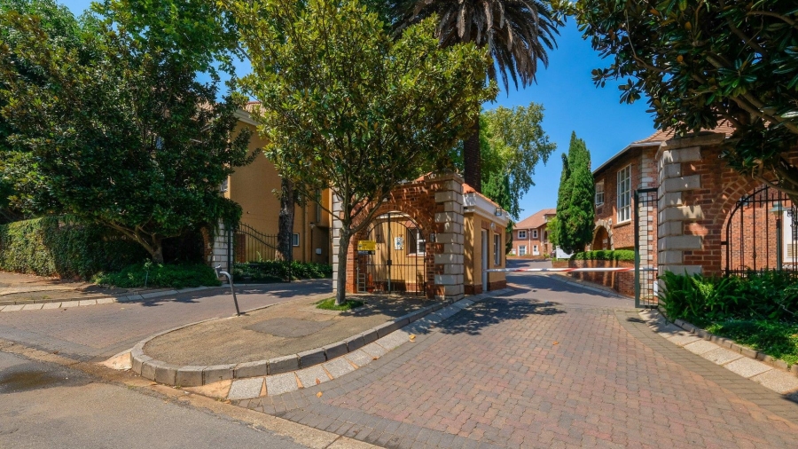 To Let 3 Bedroom Property for Rent in Riviera Gauteng