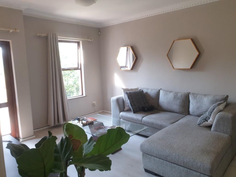 2 Bedroom Property for Sale in Oaklands Gauteng